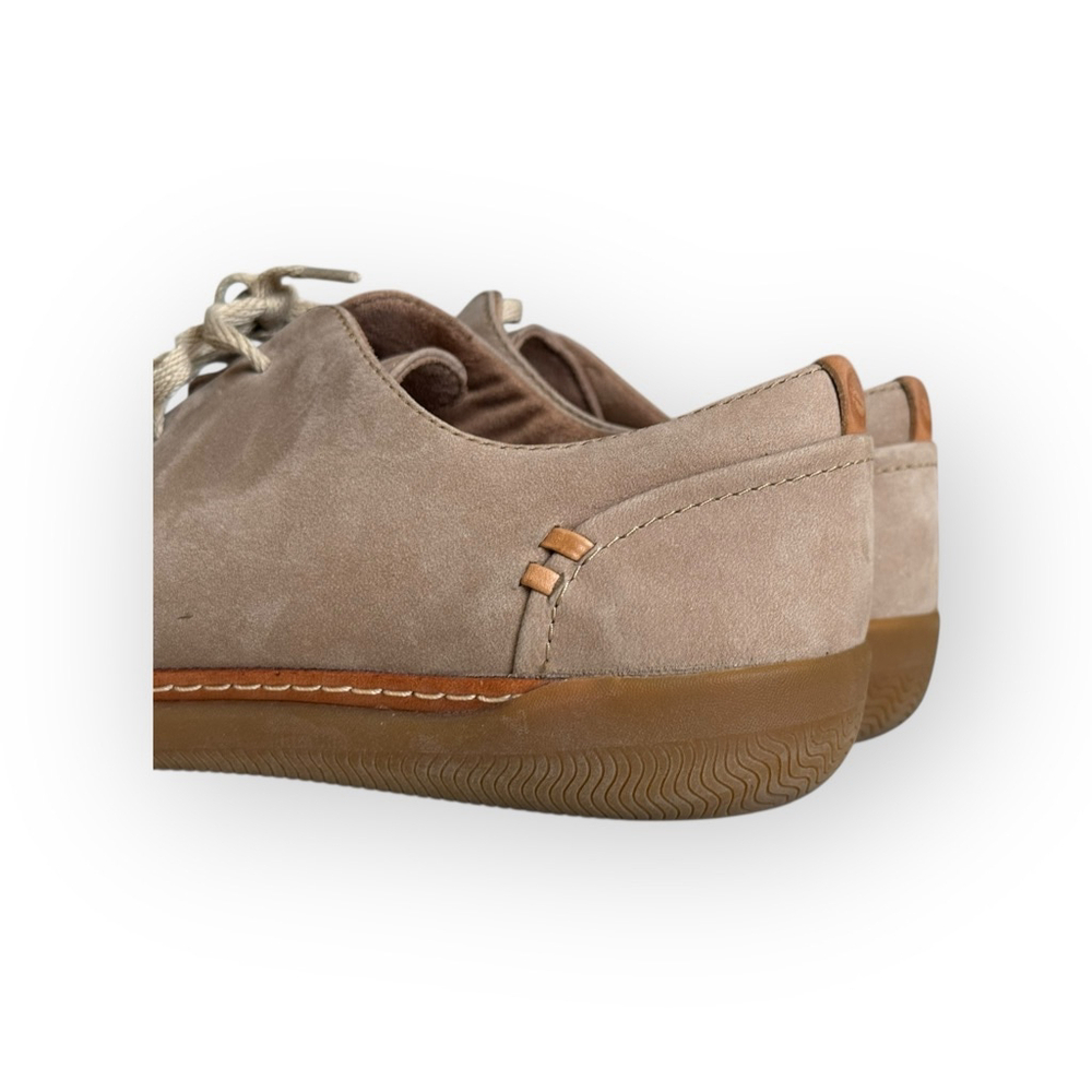 Clarks Women's Unstructured Lace-up Leather Casual Shoe Sand Nubuck Sz 8M 11826 - Picture 3 of 9
